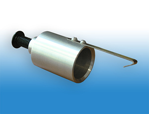 Кронштейн дымового патрона. Металл.  Вид 1.