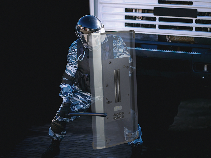 электрошоковый щит для полиции